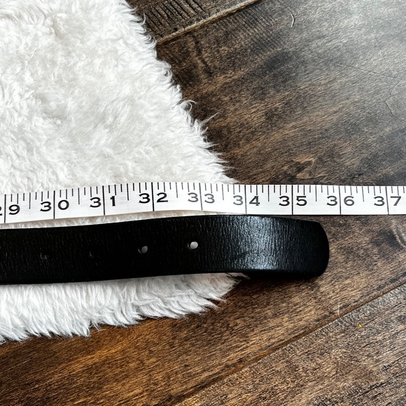 Women's Dockers Black Leather Belt - Picture 8 of 9
